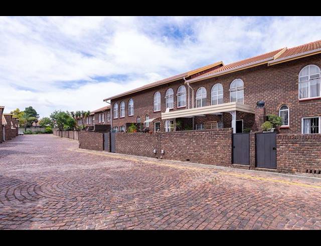 2 BEDROOM DUPLEX FOR SALE IN NORKEM PARK